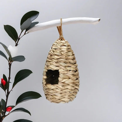 Hand Woven Hibiscus Grass Nest Gourd Bird House for Outdoor Garden